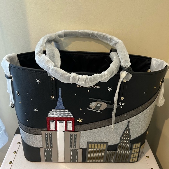 Michael Kors 3-piece Set - Skyline Collection - Picture 2 of 11